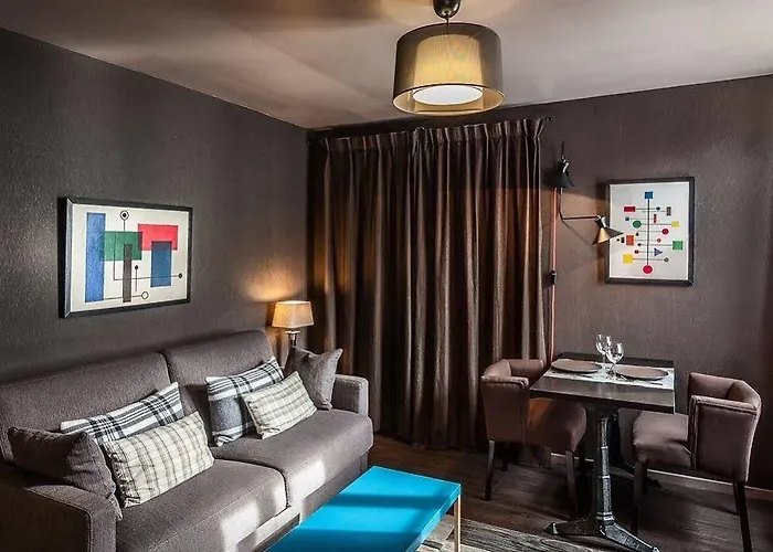 ル 84 サント キャス * リール