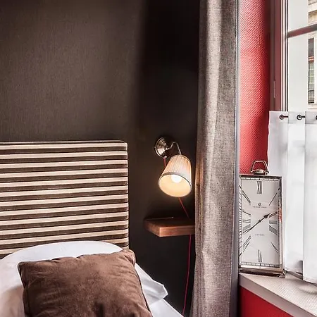 Le 84 Sainte-cath' Apartment *