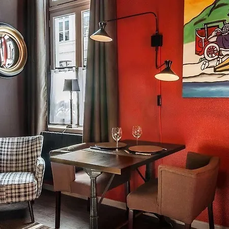 Le 84 Sainte-cath' Апартаменты *